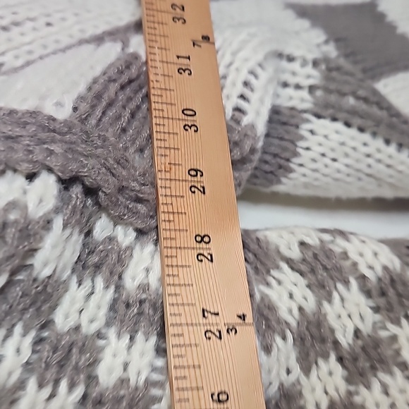 Bibi Boutique Oversized Plus Size Chunky Knit Open Faced Cardigan Sweater - Picture 4 of 9